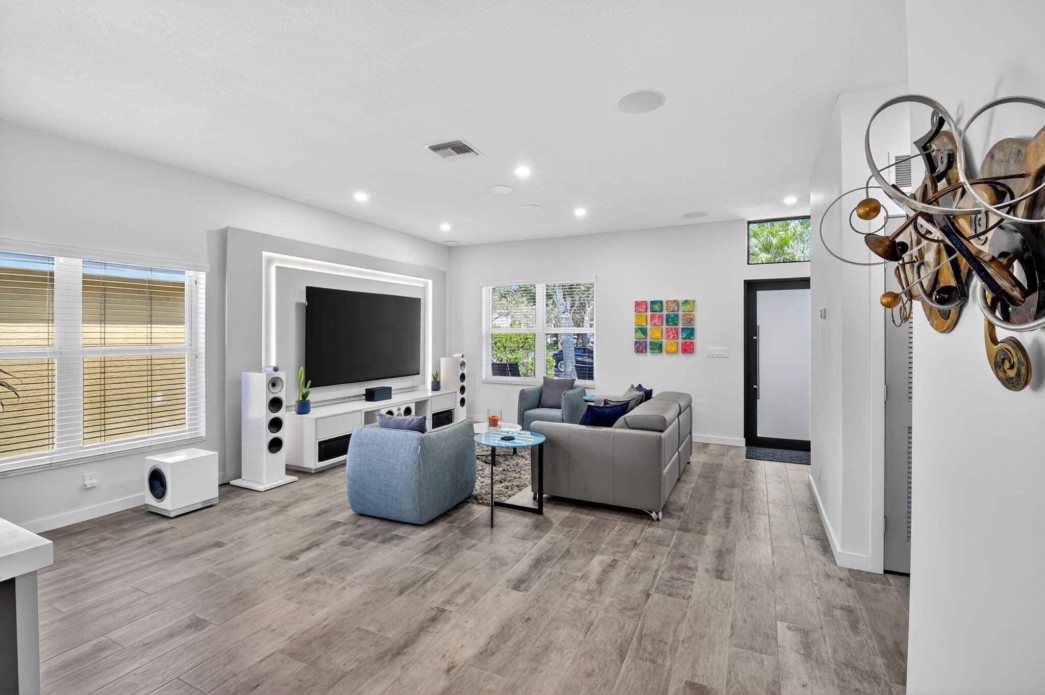 Delray Beach, Florida, 33444, United States, 3 Bedrooms Bedrooms, ,2 BathroomsBathrooms,Residential,Active,1973332