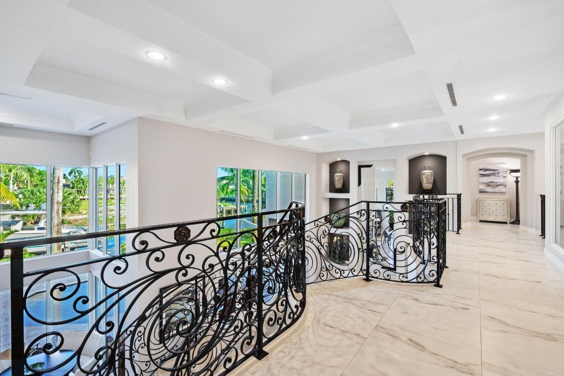 Fort Lauderdale, Florida, 33308, United States, 5 Bedrooms Bedrooms, ,8 BathroomsBathrooms,Residential,Active,2007915