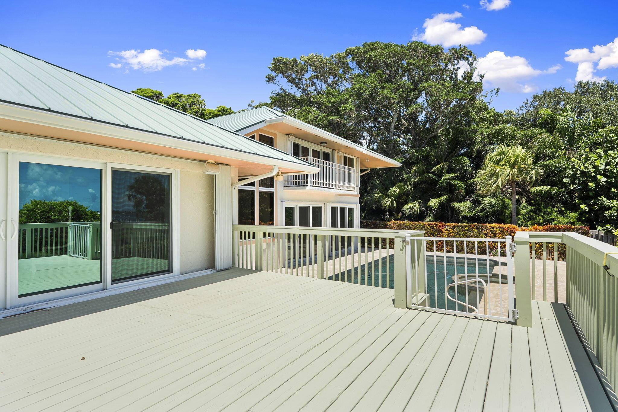 Sewalls Point, Florida, 34996, United States, 3 Bedrooms Bedrooms, ,4 BathroomsBathrooms,Residential,Active,1919064