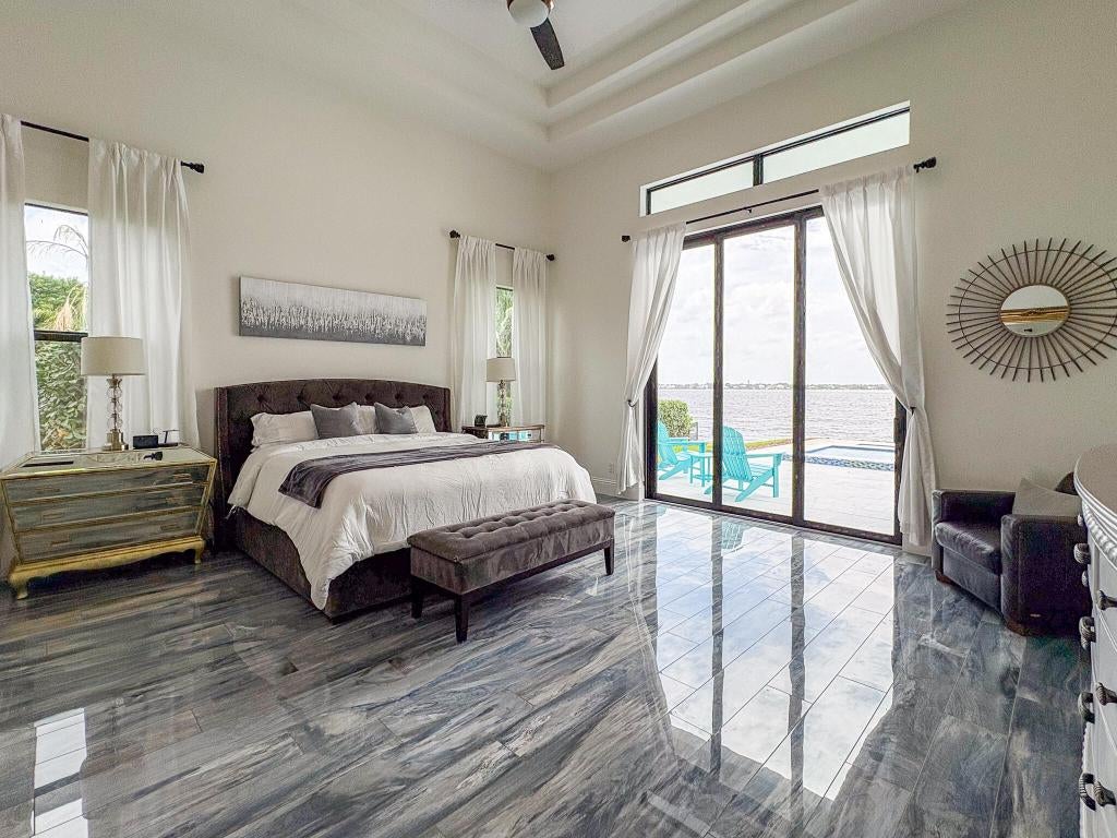 Jensen Beach, Florida, 34957, United States, 4 Bedrooms Bedrooms, ,5 BathroomsBathrooms,Residential,Active,2008001