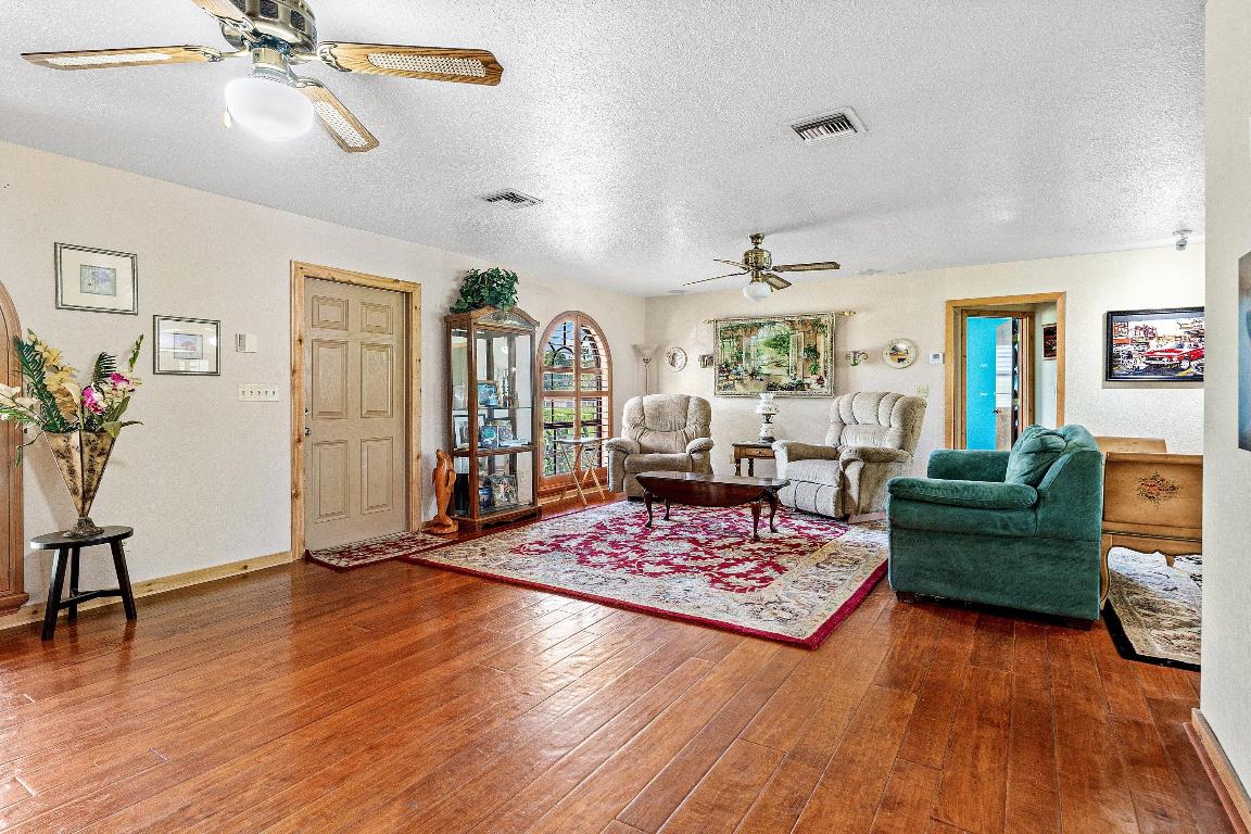 Loxahatchee Groves, Florida, 33470, United States, 4 Bedrooms Bedrooms, ,2 BathroomsBathrooms,Residential,Active,2008730