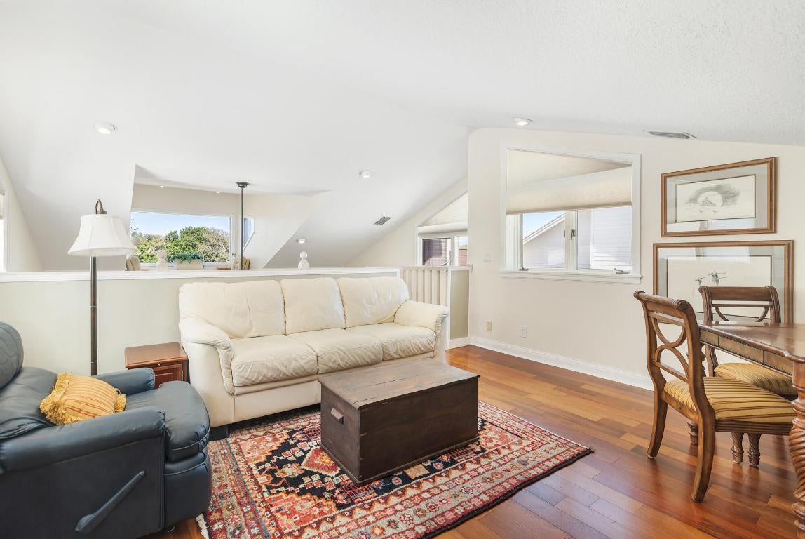 Jupiter, Florida, 33469, United States, 2 Bedrooms Bedrooms, ,3 BathroomsBathrooms,Residential,Active,2010211