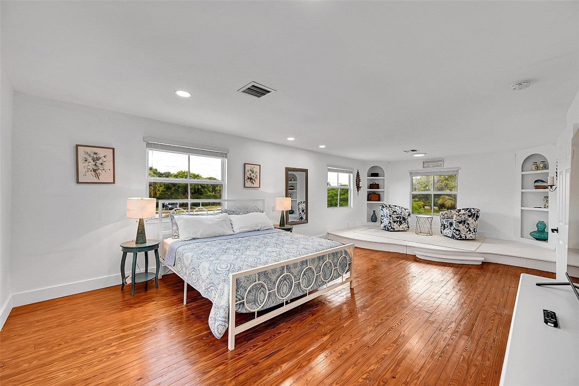 Plantation, Florida, 33323, United States, 4 Bedrooms Bedrooms, ,3 BathroomsBathrooms,Residential,Contingent,2008349