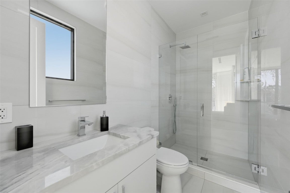 Fort Lauderdale, Florida, 33316, United States, 5 Bedrooms Bedrooms, ,5 BathroomsBathrooms,Residential,Active,2008271