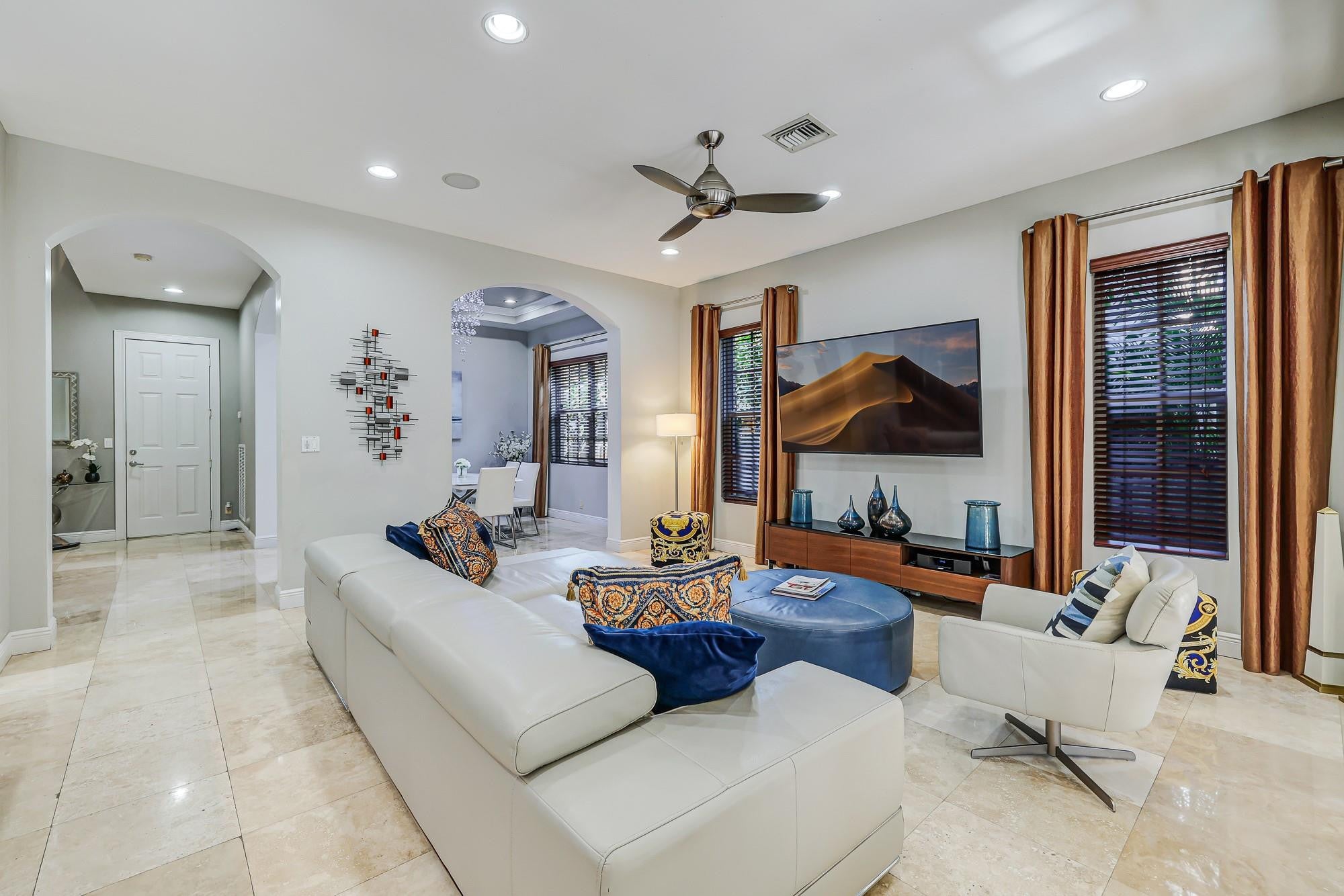 Wilton Manors, Florida, 33305, United States, 4 Bedrooms Bedrooms, ,4 BathroomsBathrooms,Residential,Active,2015475