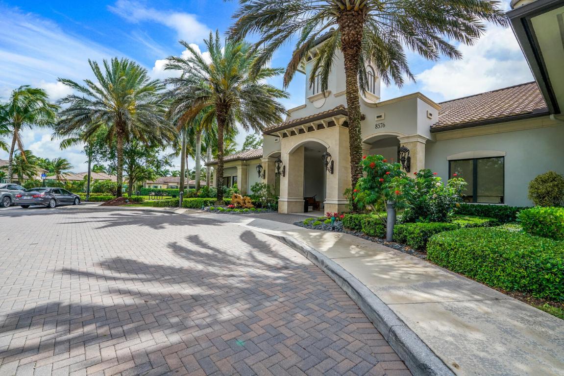 Delray Beach, Florida, 33446, United States, 5 Bedrooms Bedrooms, ,7 BathroomsBathrooms,Residential,Active,2007942