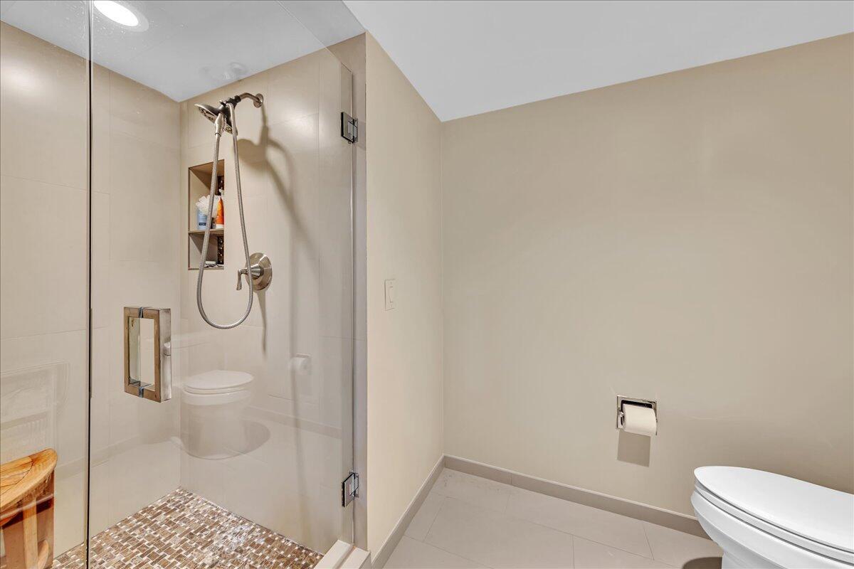 Palm Beach, Florida, 33480, United States, 3 Bedrooms Bedrooms, ,3 BathroomsBathrooms,Residential,Active,1954435