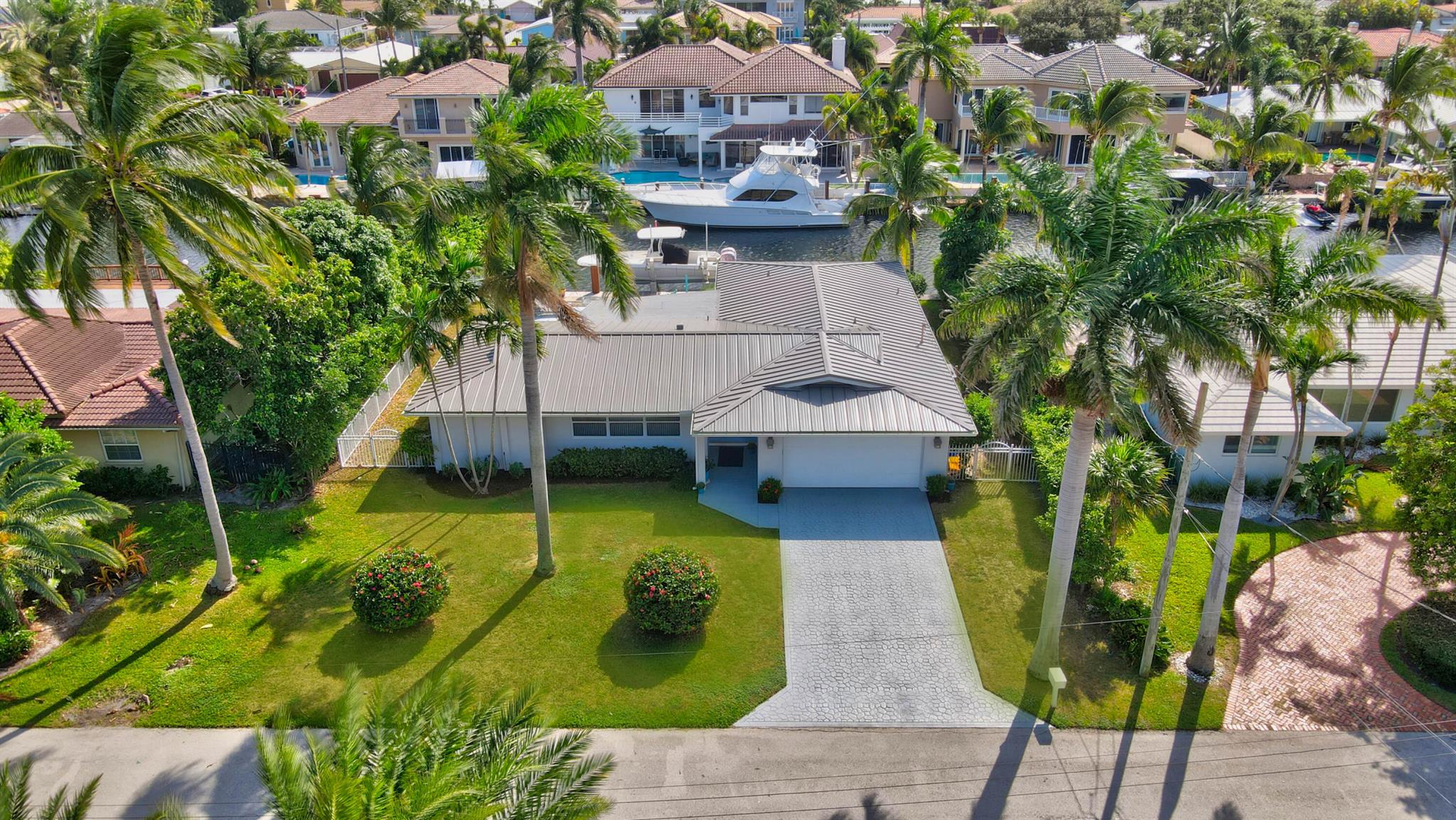 Boca Raton, Florida, 33487, United States, 4 Bedrooms Bedrooms, ,3 BathroomsBathrooms,Residential,Active,1946516 Boca Raton, Florida, 33487, United States, 4 Bedrooms Bedrooms, ,3 BathroomsBathrooms,Residential,Active,1946516