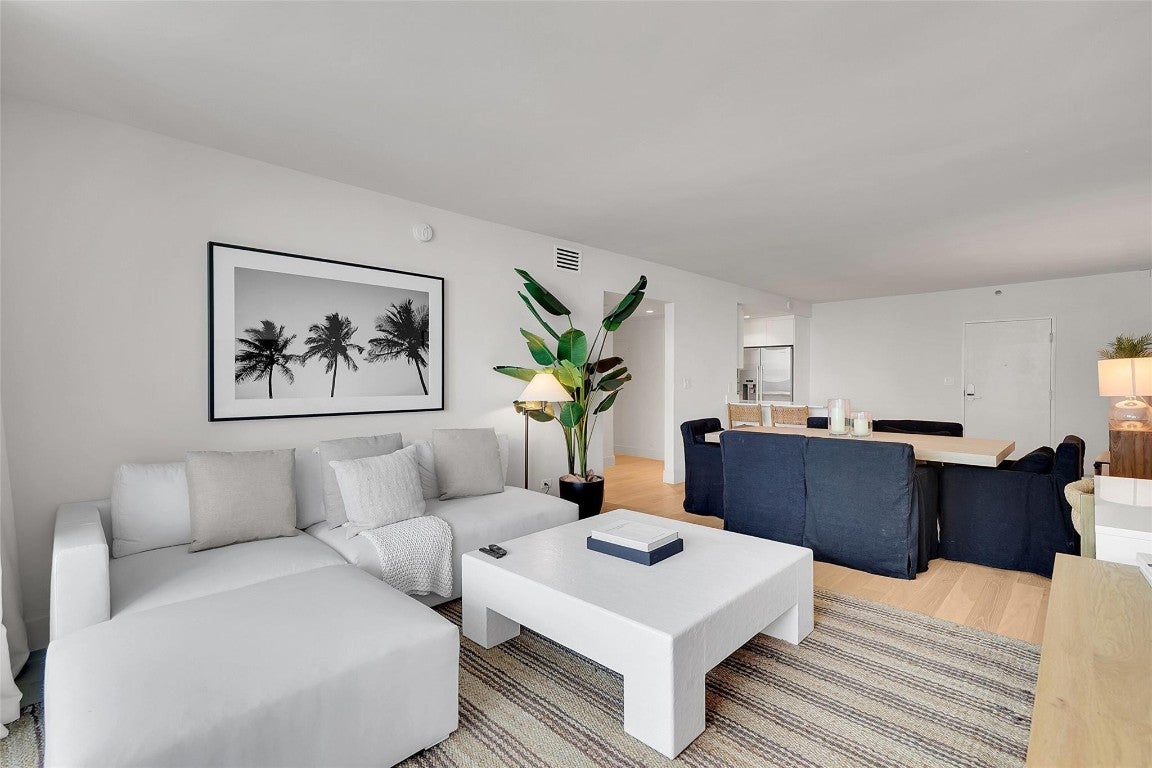 Miami Beach, Florida, 33139, United States, 2 Bedrooms Bedrooms, ,2 BathroomsBathrooms,Residential,Active,2008350