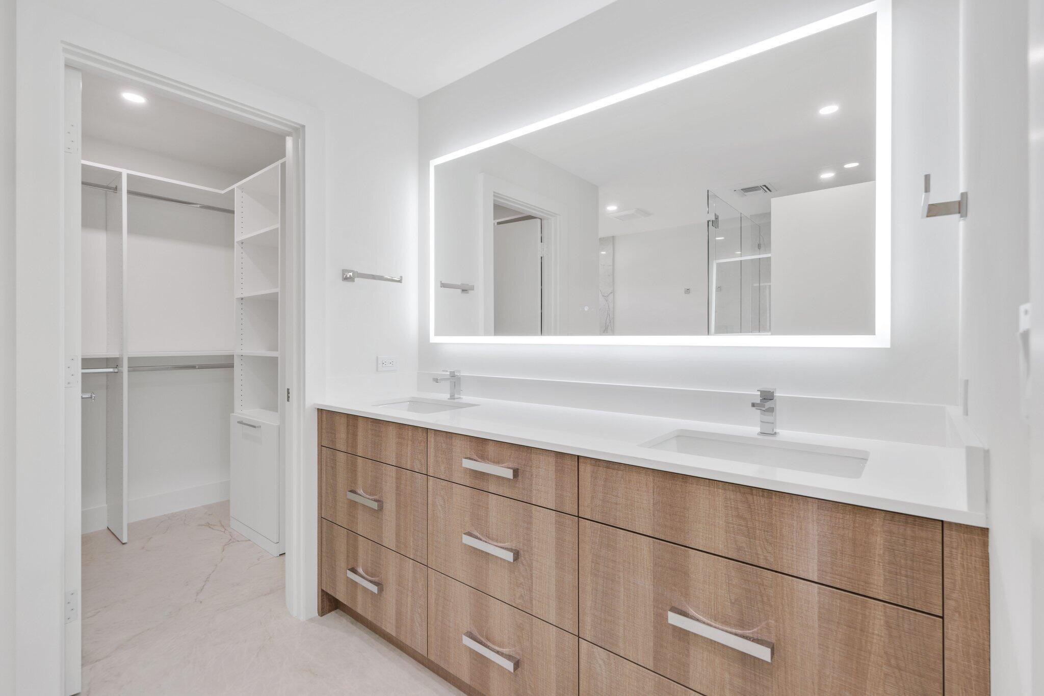 Boca Raton, Florida, 33431, United States, ,5 BathroomsBathrooms,Residential,Active,1769827