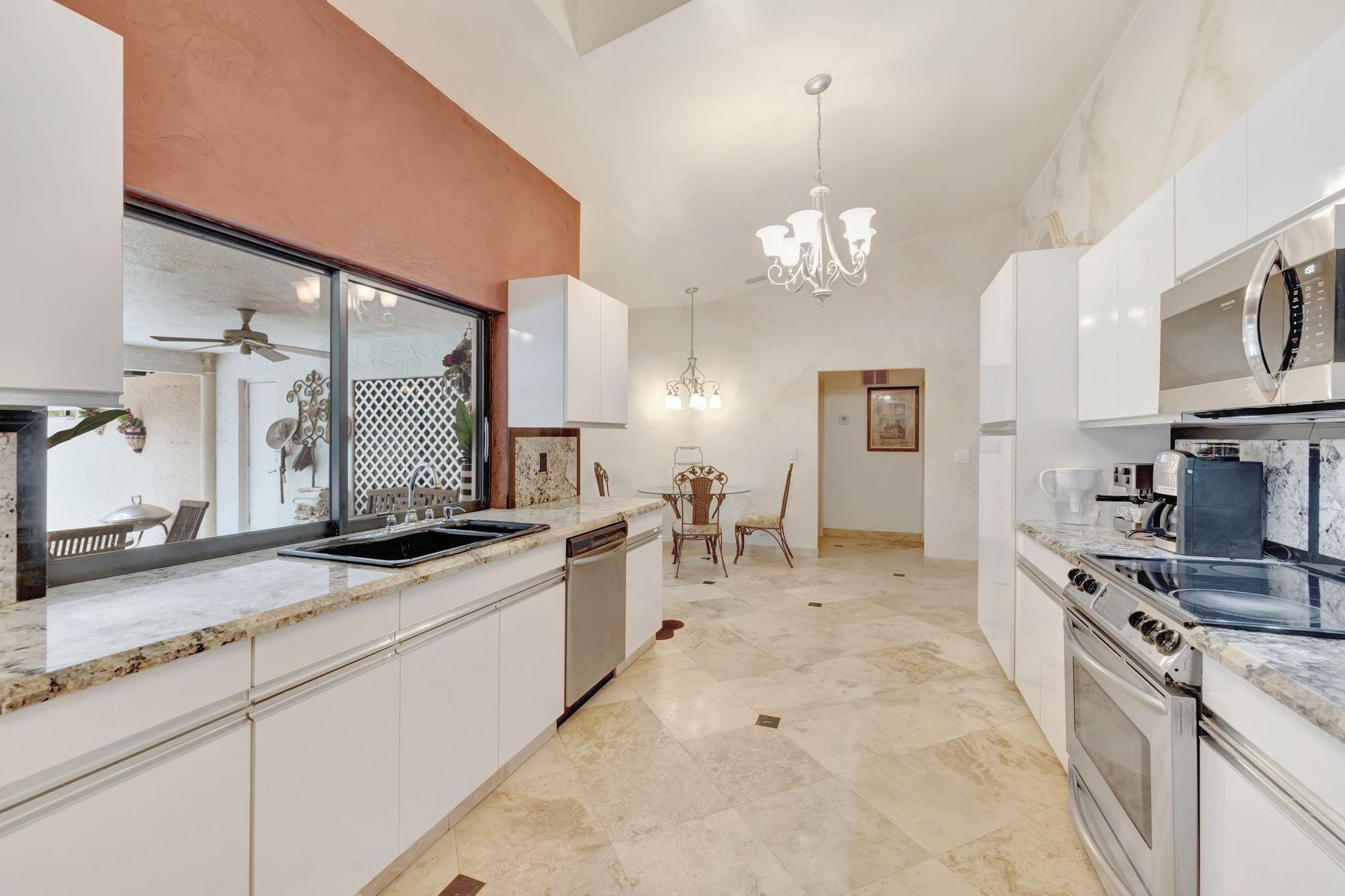 Coral Springs, Florida, 33067, United States, ,4 BathroomsBathrooms,Residential,Active,1764915
