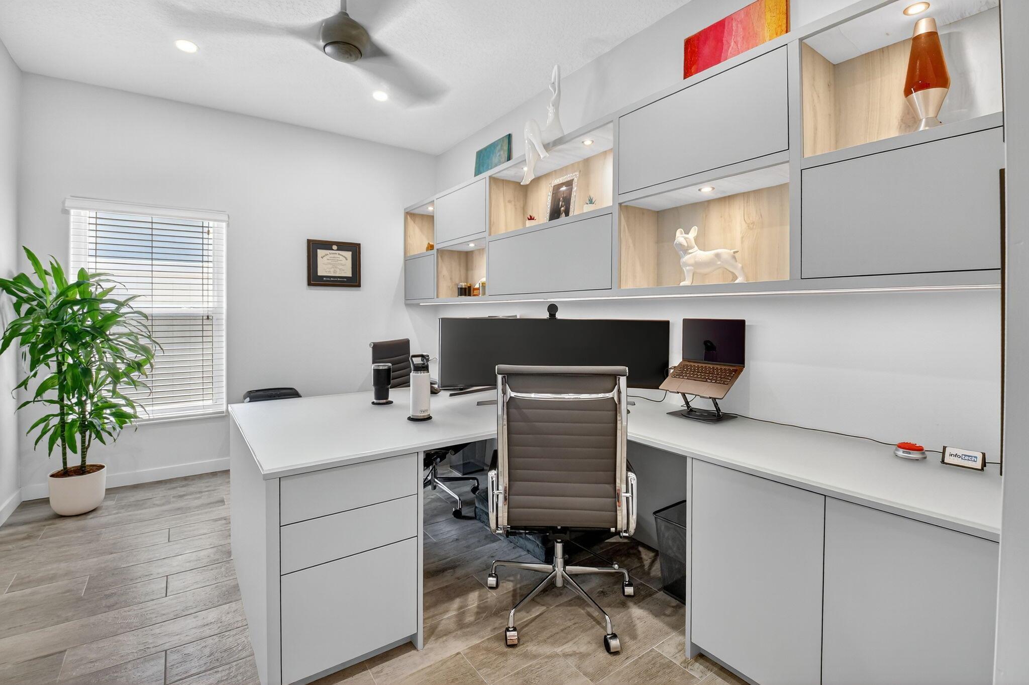 Delray Beach, Florida, 33444, United States, 3 Bedrooms Bedrooms, ,2 BathroomsBathrooms,Residential,Active,1973332