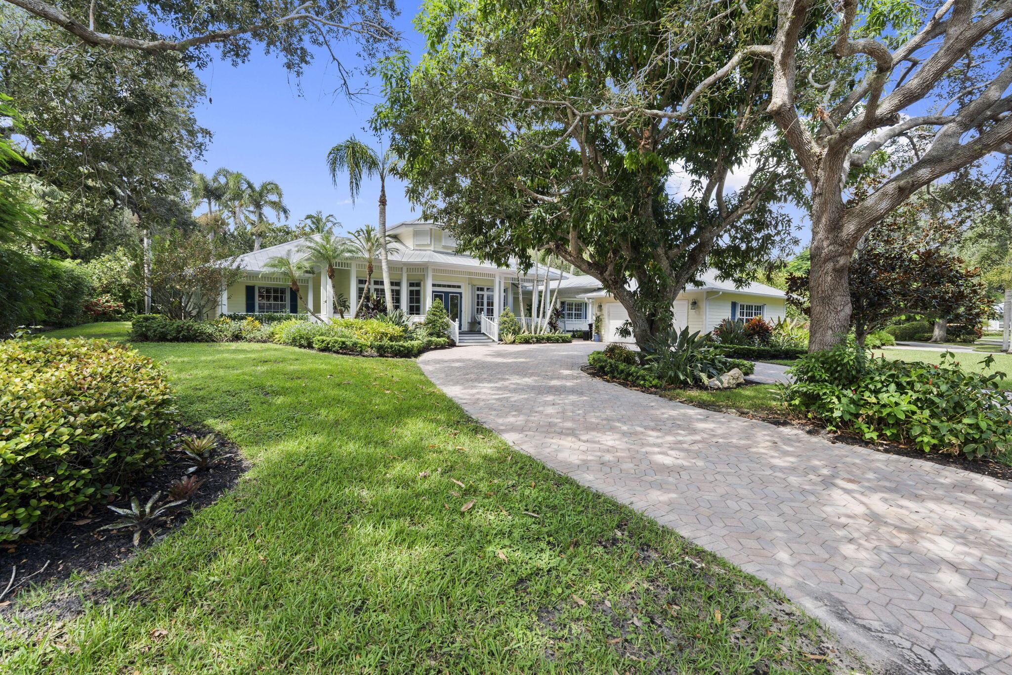Sewalls Point, Florida, 34996, United States, 4 Bedrooms Bedrooms, ,3 BathroomsBathrooms,Residential,Active,1953273