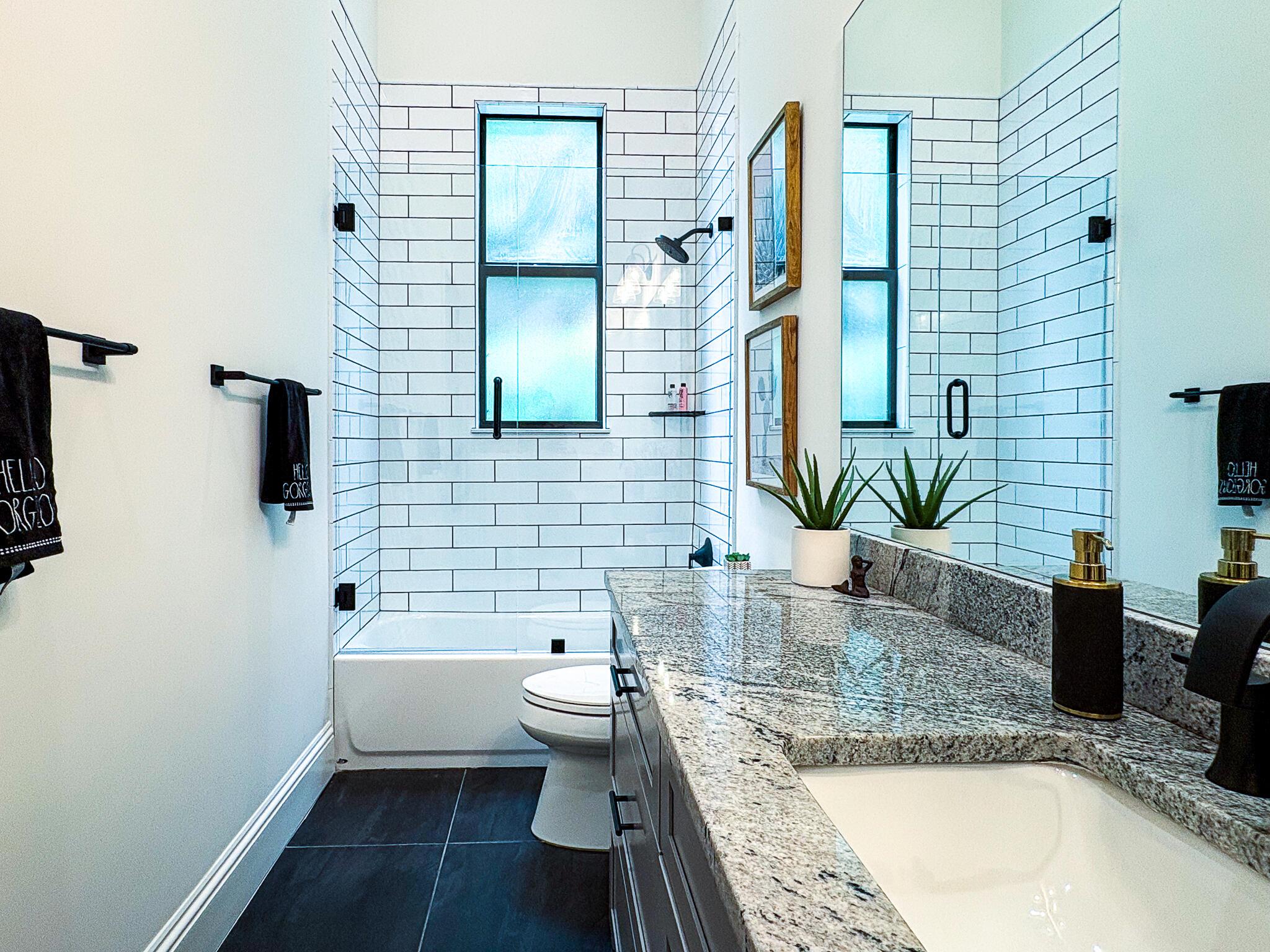 Jensen Beach, Florida, 34957, United States, 4 Bedrooms Bedrooms, ,5 BathroomsBathrooms,Residential,Active,1990620