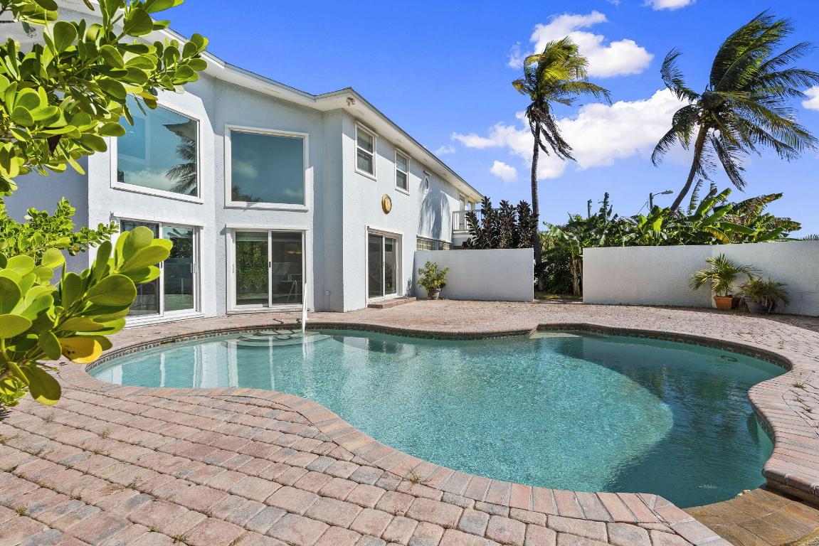 Fort Pierce, Florida, 34949, United States, 5 Bedrooms Bedrooms, ,5 BathroomsBathrooms,Residential,Active,2007926