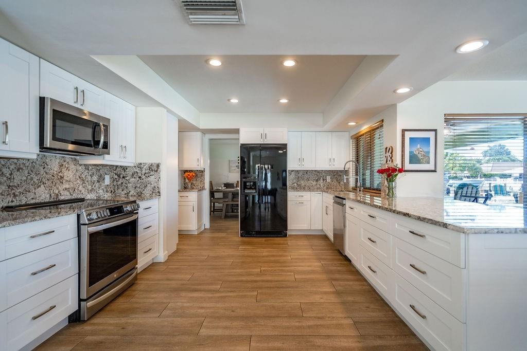 Lighthouse Point, Florida, 33064, United States, ,3 BathroomsBathrooms,Residential,Active,1824028