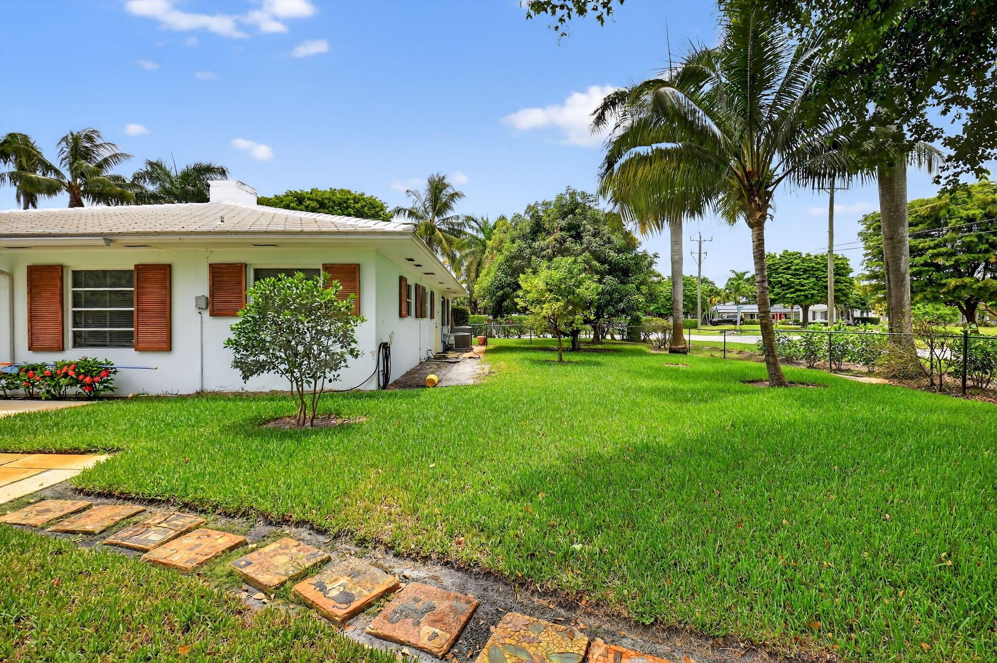 Delray Beach, Florida, 33444, United States, 4 Bedrooms Bedrooms, ,3 BathroomsBathrooms,Residential,Active,1945273
