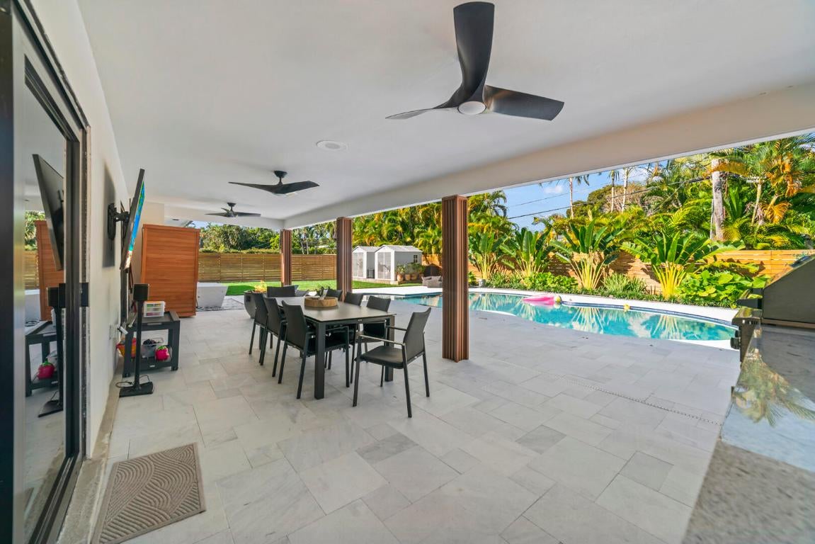 Miami, Florida, 33180, United States, 5 Bedrooms Bedrooms, ,4 BathroomsBathrooms,Residential,Active,2011434