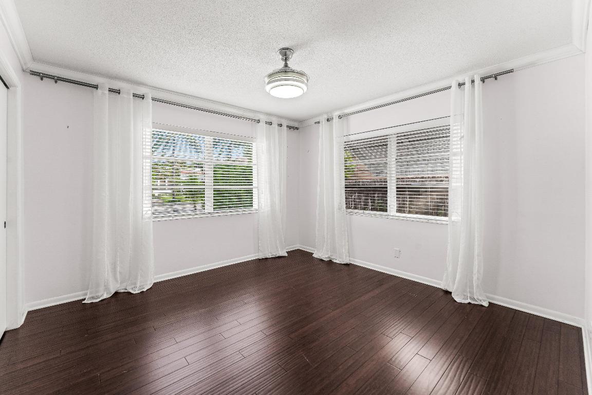 West Palm Beach, Florida, 33405, United States, 4 Bedrooms Bedrooms, ,5 BathroomsBathrooms,Residential,Active,2007629