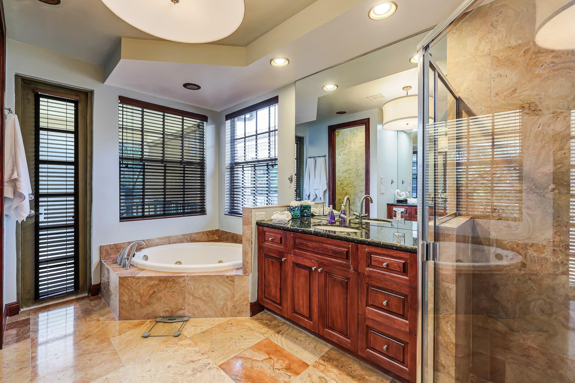 Wilton Manors, Florida, 33305, United States, 4 Bedrooms Bedrooms, ,4 BathroomsBathrooms,Residential,Active,2015475