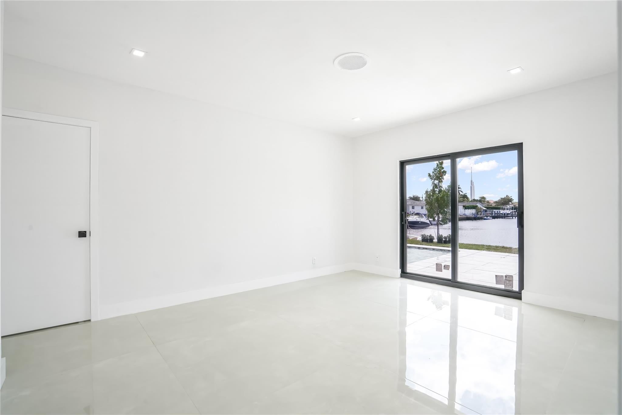 Fort Lauderdale, Florida, 33308, United States, 3 Bedrooms Bedrooms, ,3 BathroomsBathrooms,Residential,Active,1892444