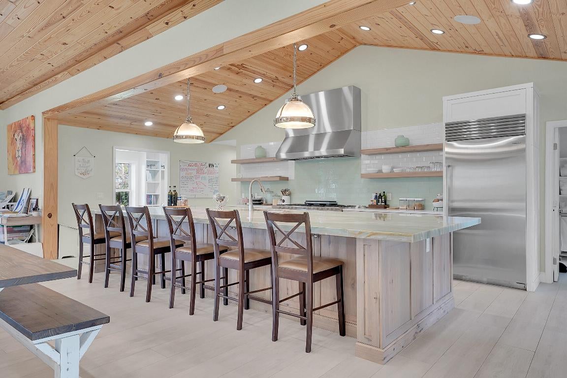 Okeechobee, Florida, 34974, United States, 4 Bedrooms Bedrooms, ,4 BathroomsBathrooms,Residential,Active,2008332