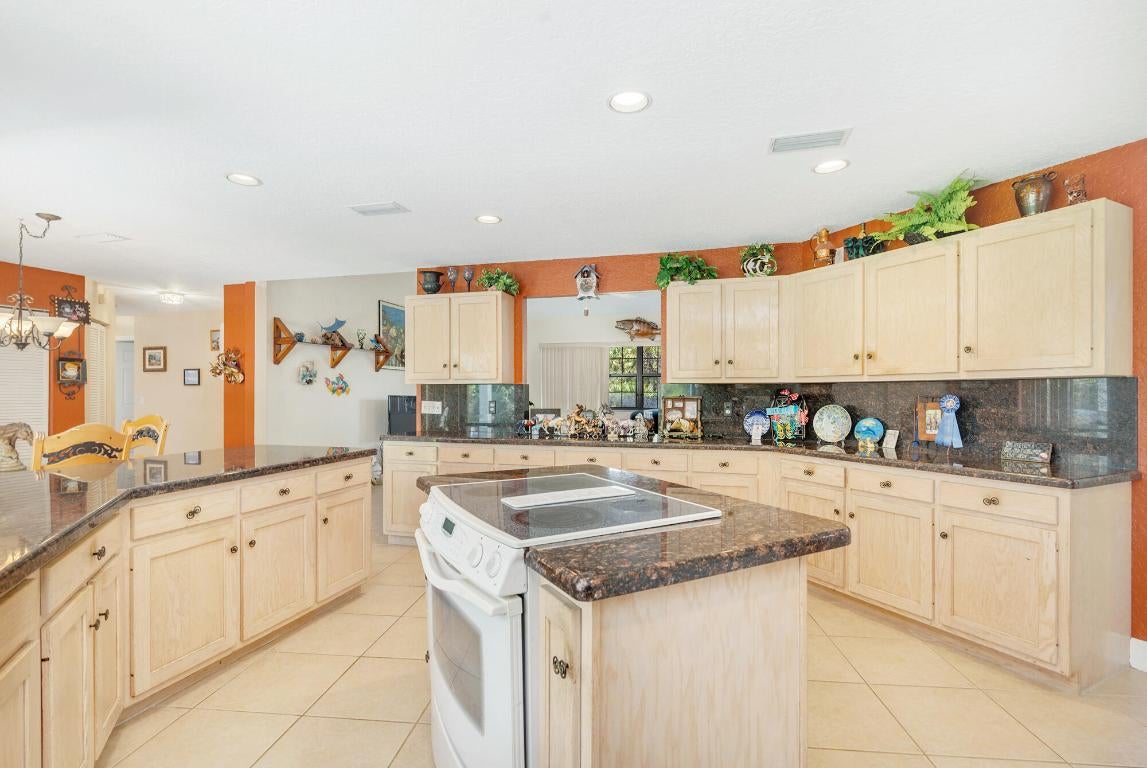 Palm Beach Gardens, Florida, 33418, United States, 4 Bedrooms Bedrooms, ,4 BathroomsBathrooms,Residential,Active,2008749