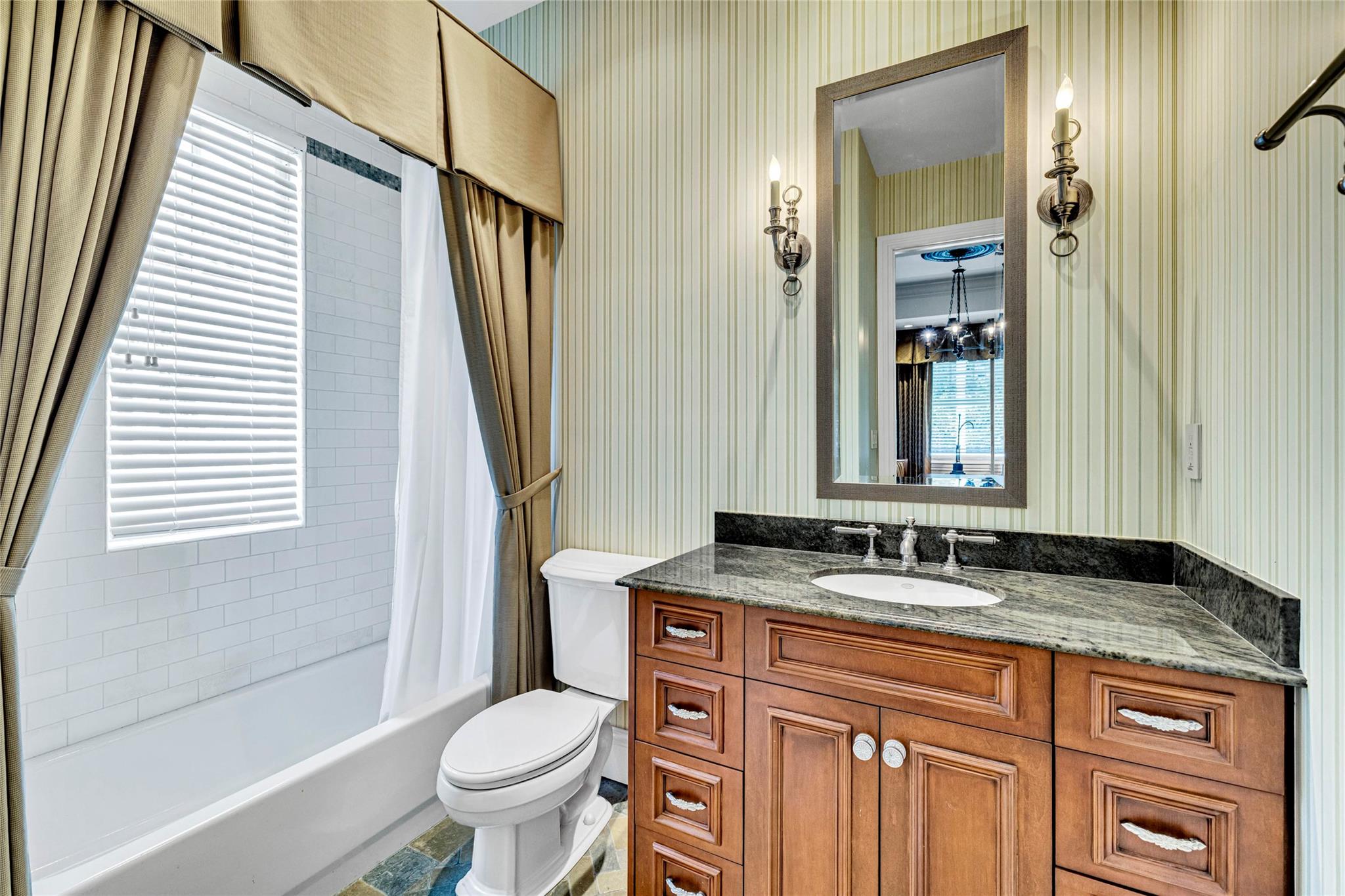 Fort Lauderdale, Florida, 33301, United States, 5 Bedrooms Bedrooms, ,5 BathroomsBathrooms,Residential,Active,1942406