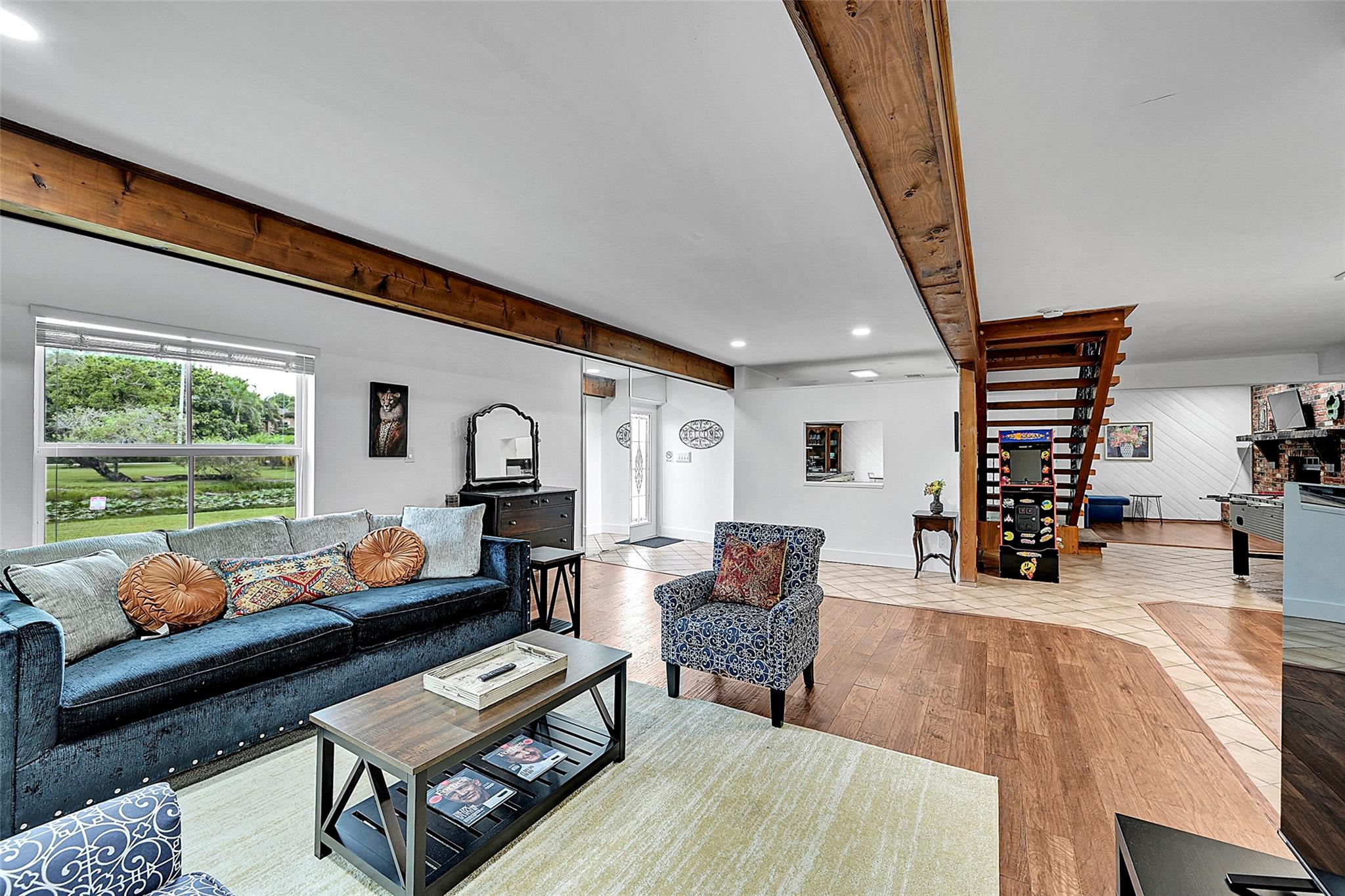 Plantation, Florida, 33323, United States, 4 Bedrooms Bedrooms, ,3 BathroomsBathrooms,Residential,Active,1922678