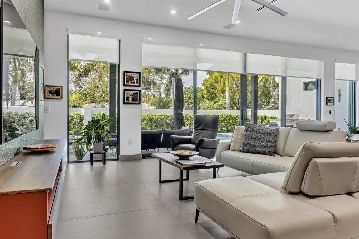 Wilton Manors, Florida, 33305, United States, 3 Bedrooms Bedrooms, ,4 BathroomsBathrooms,Residential,Active,2007993