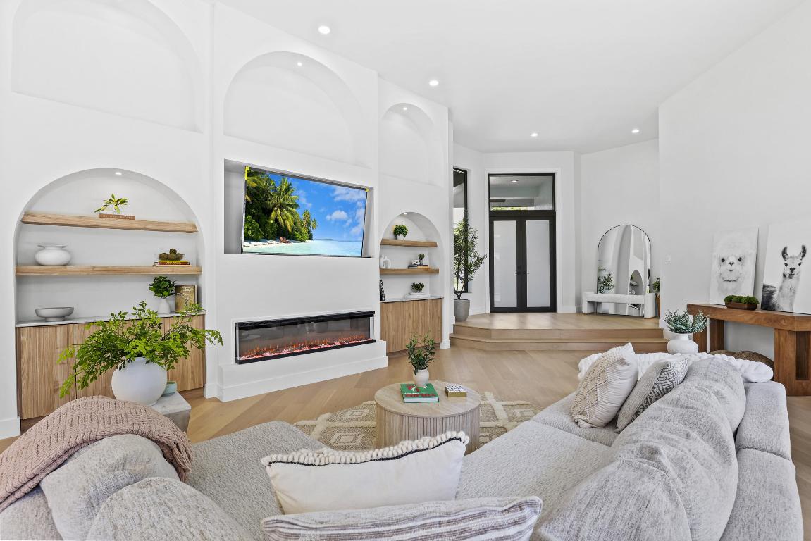 Boca Raton, Florida, 33498, United States, 3 Bedrooms Bedrooms, ,3 BathroomsBathrooms,Residential,Active,2007630