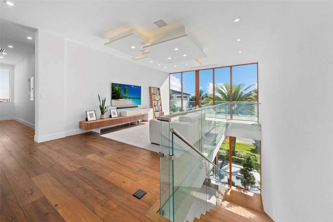 Lighthouse Point, Florida, 33064, United States, 5 Bedrooms Bedrooms, ,6 BathroomsBathrooms,Residential,Active,2006878