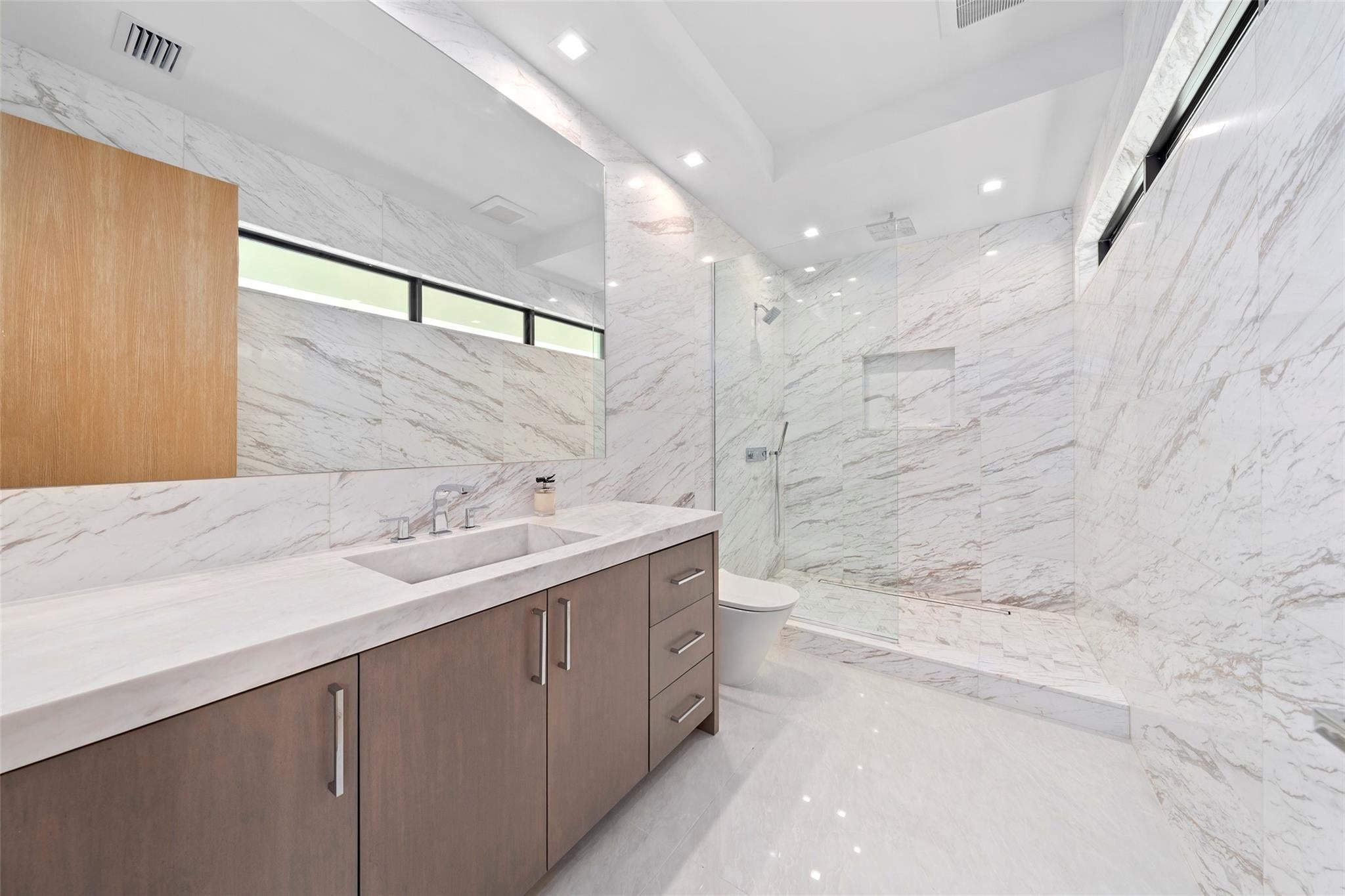 Fort Lauderdale, Florida, 33301, United States, 6 Bedrooms Bedrooms, ,6 BathroomsBathrooms,Residential,Active,1970946