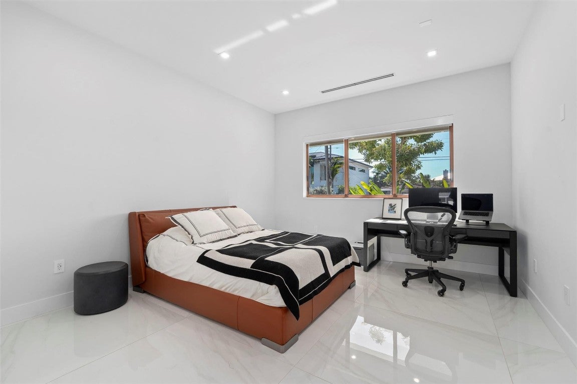 Lighthouse Point, Florida, 33064, United States, 5 Bedrooms Bedrooms, ,6 BathroomsBathrooms,Residential,Active,2006878