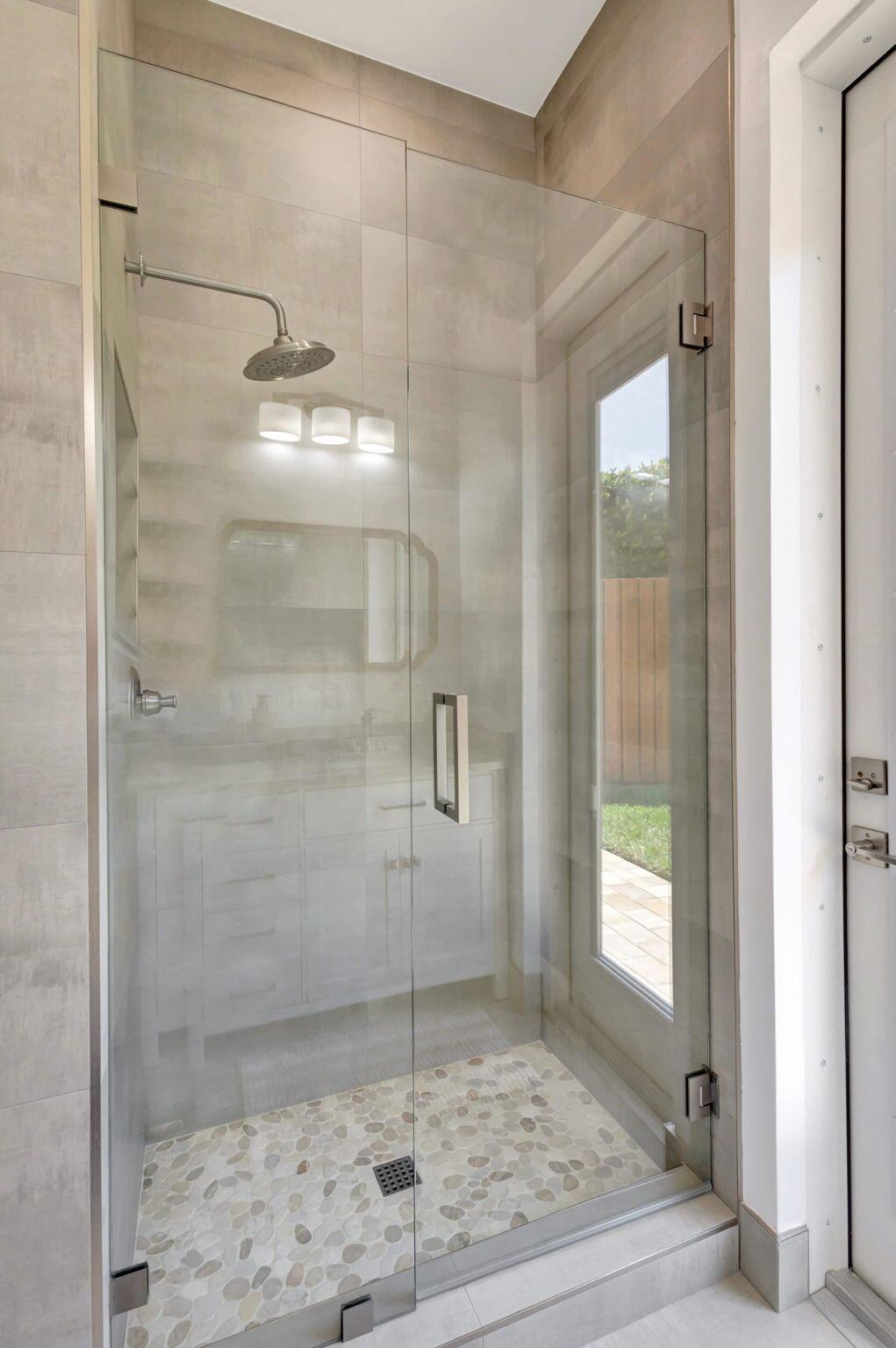 North Palm Beach, Florida, 33408, United States, 4 Bedrooms Bedrooms, ,5 BathroomsBathrooms,Residential,Active,1973305