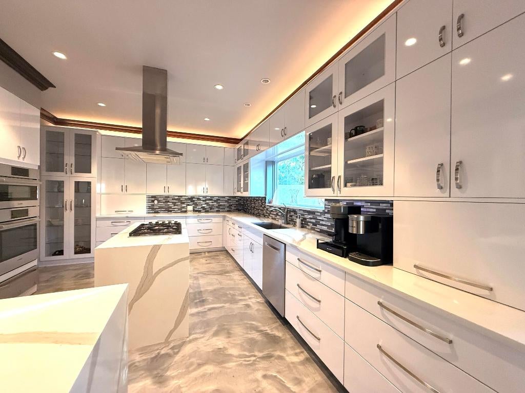 Fort Pierce, Florida, 34950, United States, 6 Bedrooms Bedrooms, ,6 BathroomsBathrooms,Residential,Active,2007665