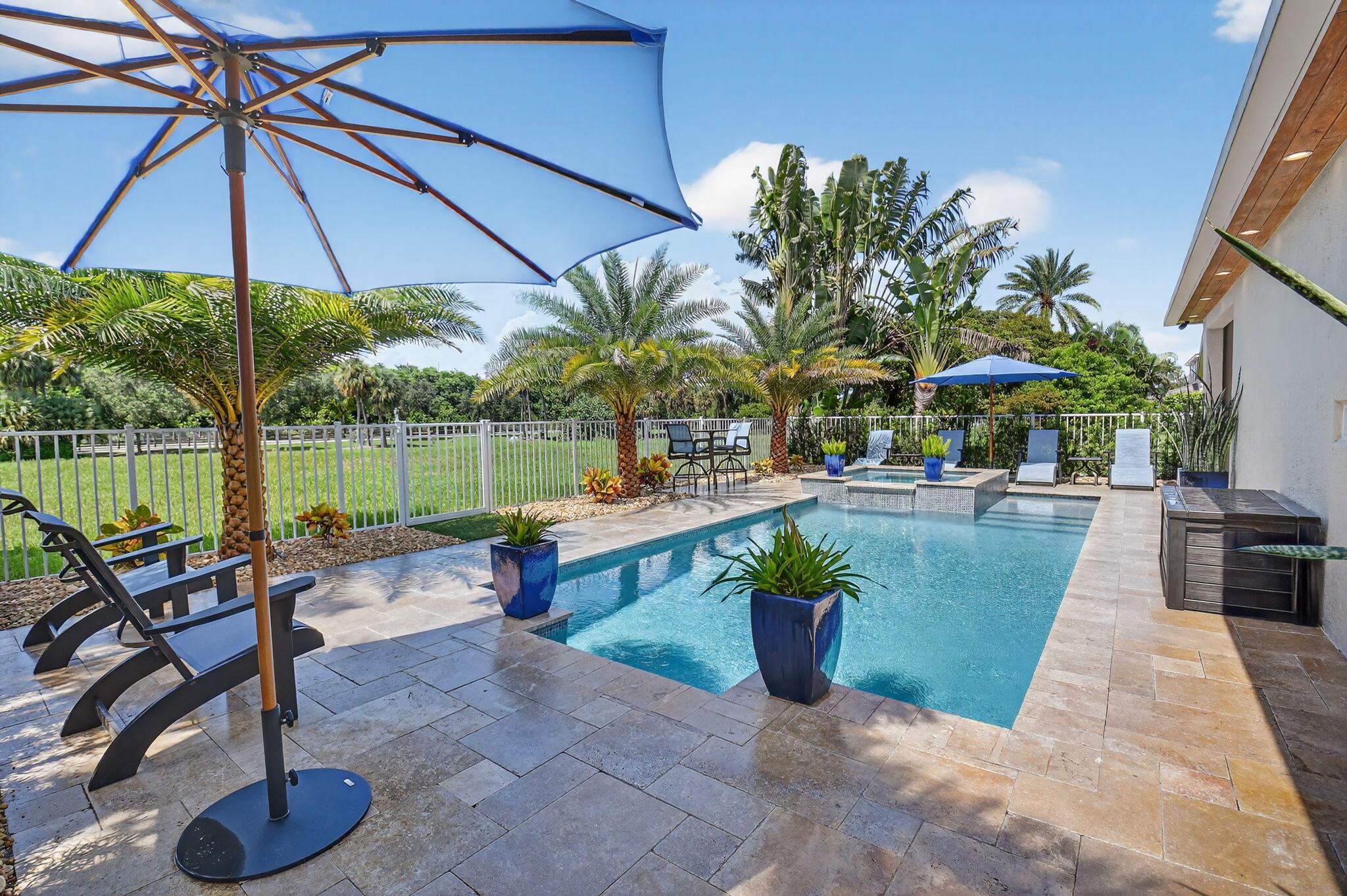 Delray Beach, Florida, 33444, United States, 3 Bedrooms Bedrooms, ,2 BathroomsBathrooms,Residential,Active,1973332