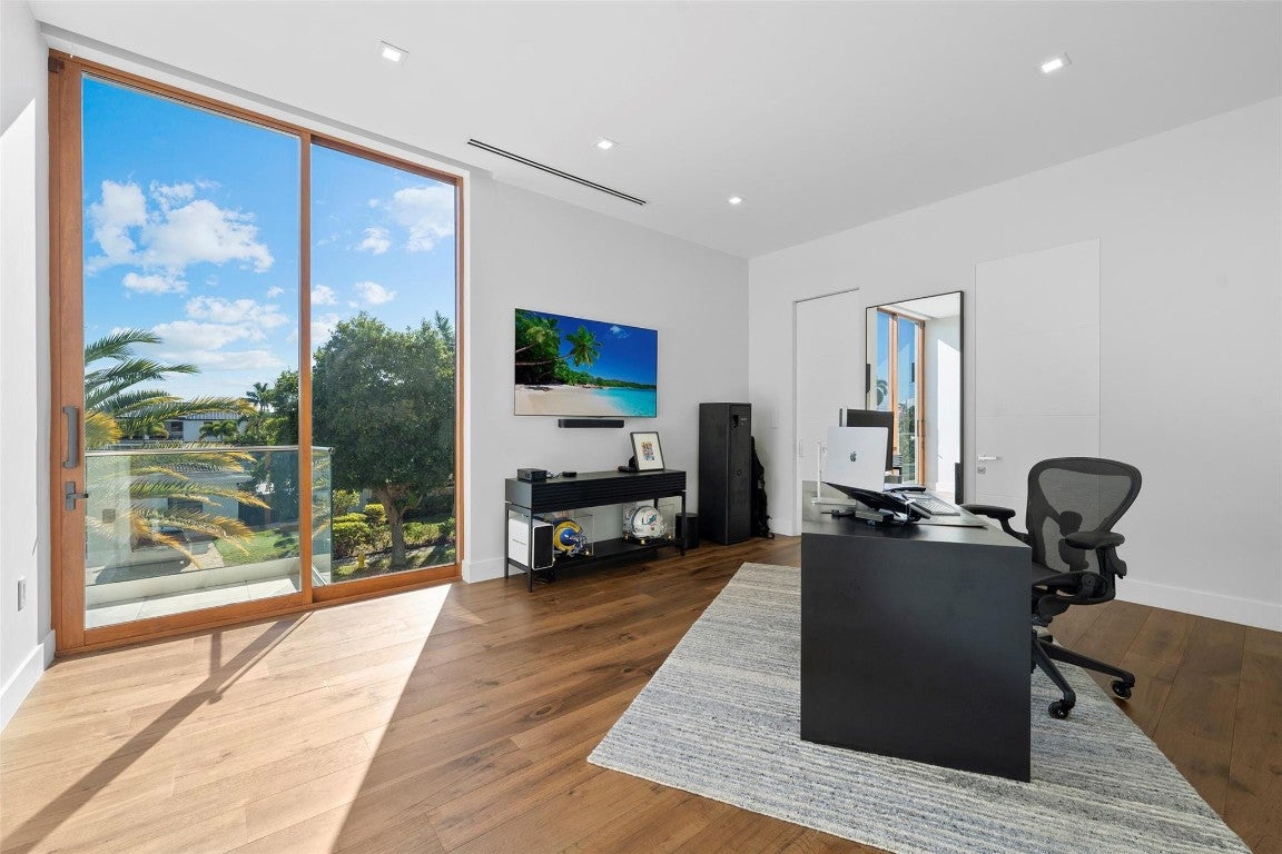 Lighthouse Point, Florida, 33064, United States, 5 Bedrooms Bedrooms, ,6 BathroomsBathrooms,Residential,Active,2006878