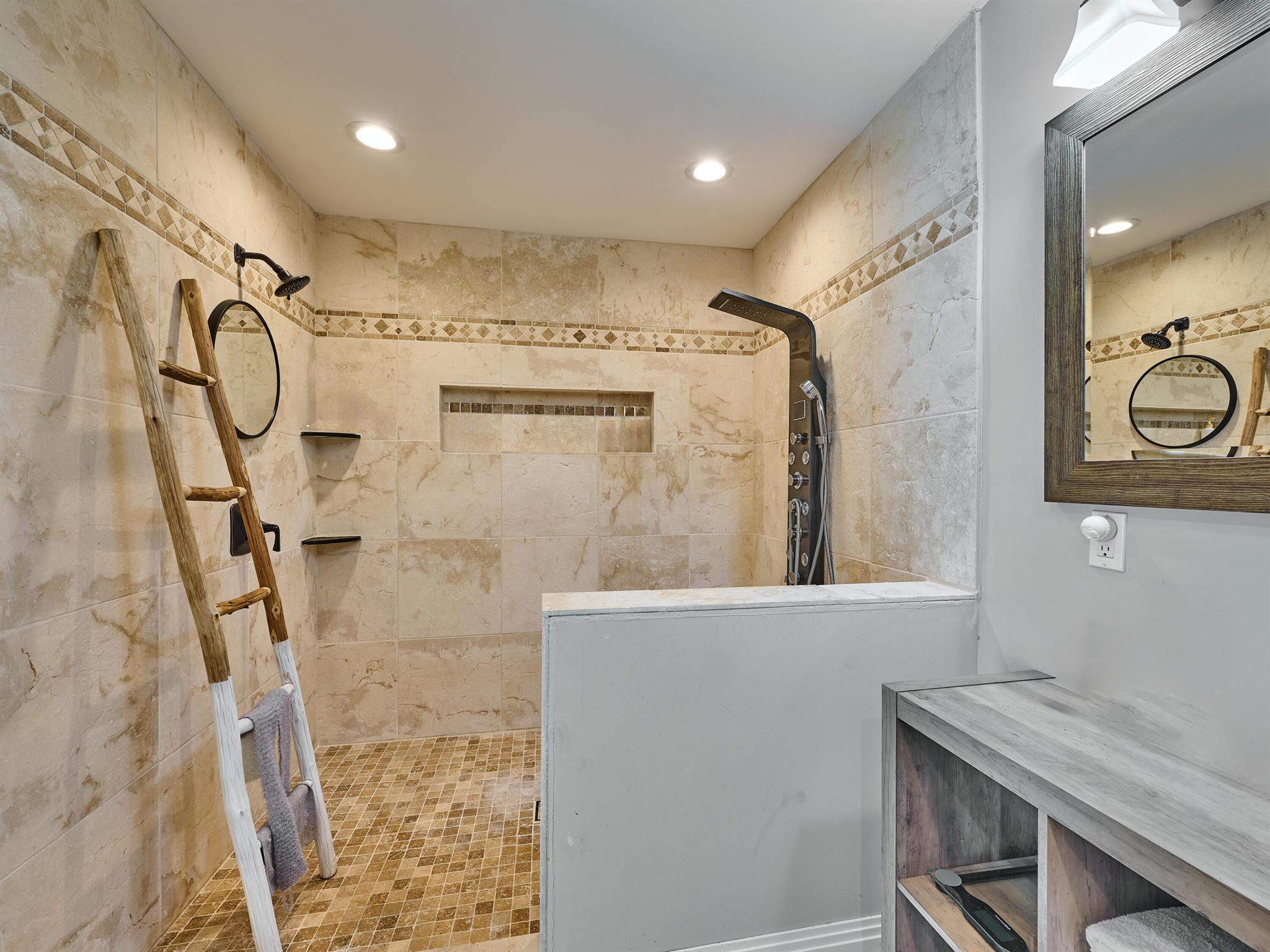 Lighthouse Point, Florida, 33064, United States, 4 Bedrooms Bedrooms, ,3 BathroomsBathrooms,Residential,Active,1900500