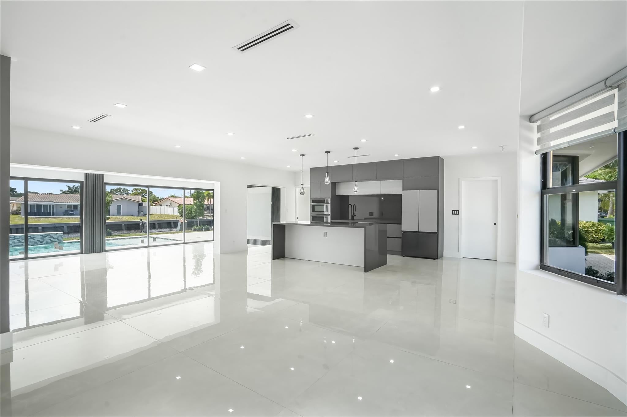 Fort Lauderdale, Florida, 33308, United States, 3 Bedrooms Bedrooms, ,3 BathroomsBathrooms,Residential,Active,1892444