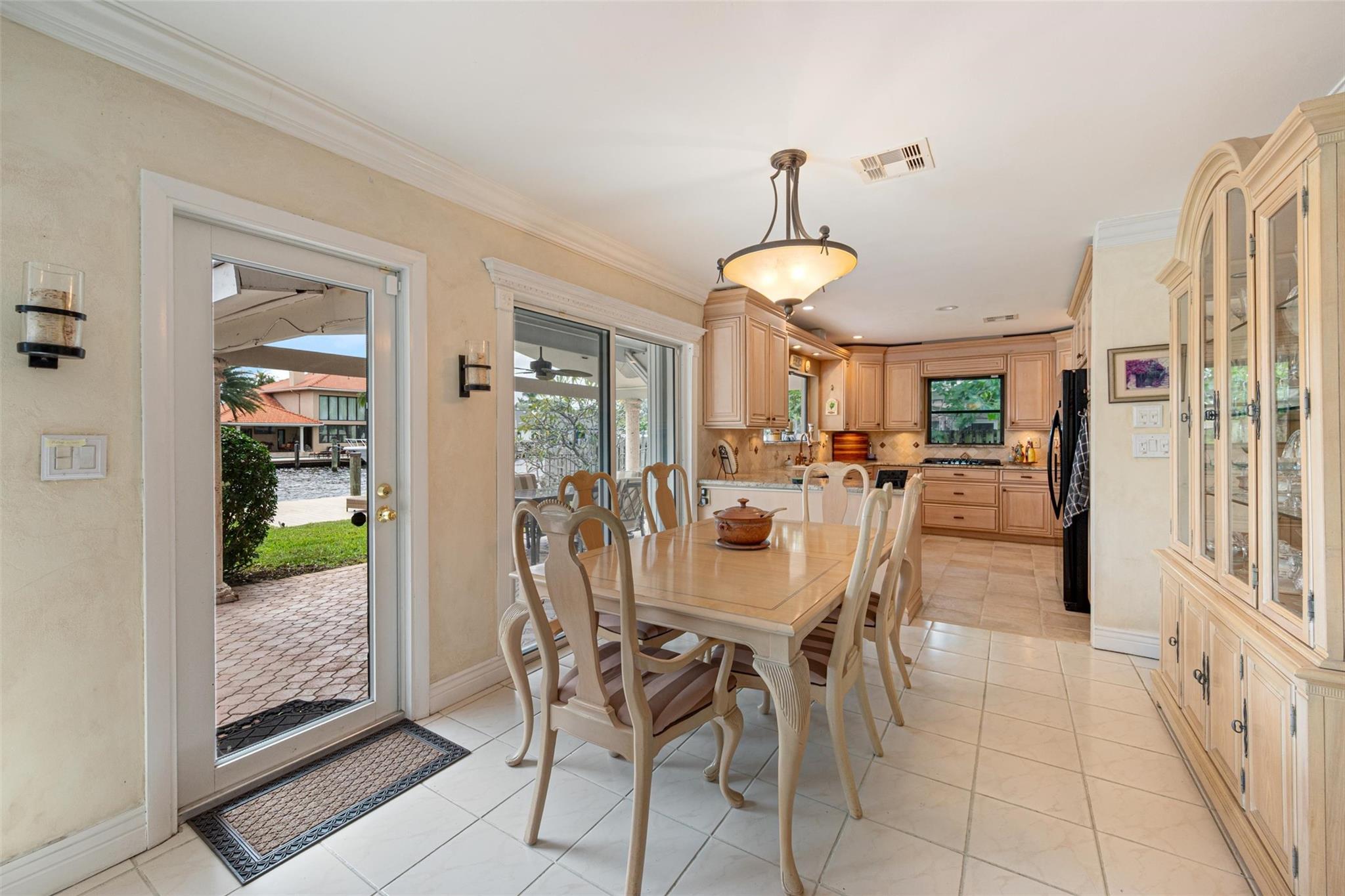 Fort Lauderdale, Florida, 33305, United States, 4 Bedrooms Bedrooms, ,3 BathroomsBathrooms,Residential,Active,1970963