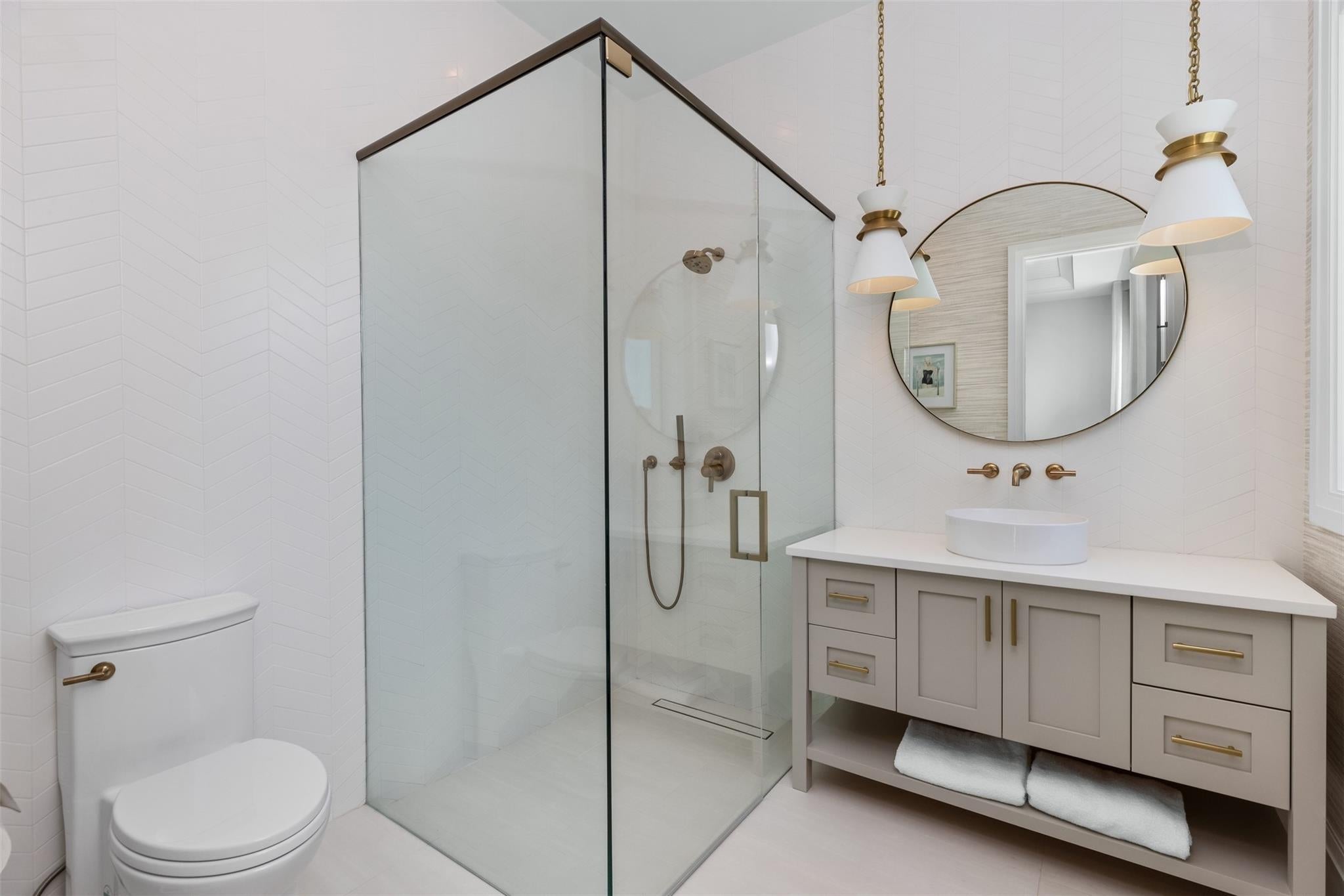 Fort Lauderdale, Florida, 33316, United States, 6 Bedrooms Bedrooms, ,9 BathroomsBathrooms,Residential,Active,1745326