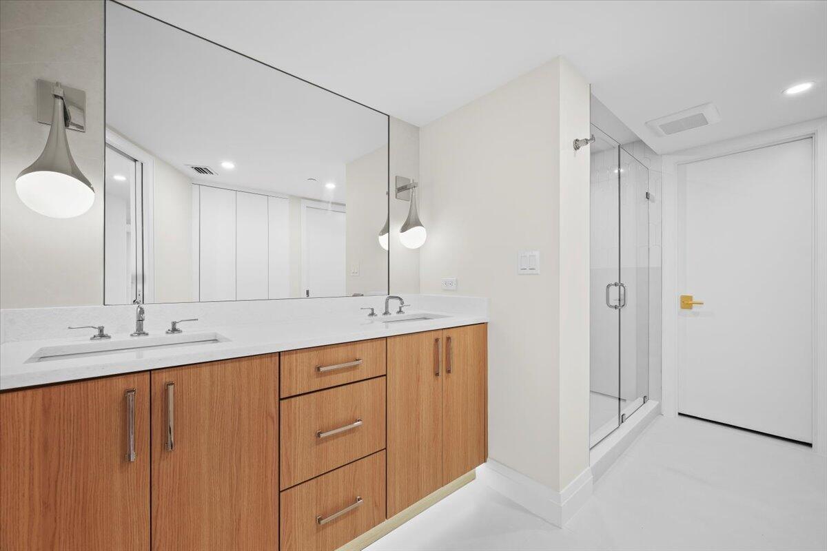 North Palm Beach, Florida, 33408, United States, 3 Bedrooms Bedrooms, ,3 BathroomsBathrooms,Residential,Active,1933736