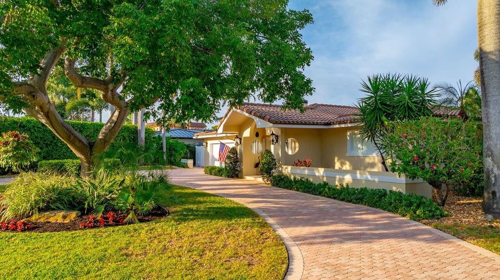 Lighthouse Point, Florida, 33064, United States, 3 Bedrooms Bedrooms, ,4 BathroomsBathrooms,Residential,Active,2011217