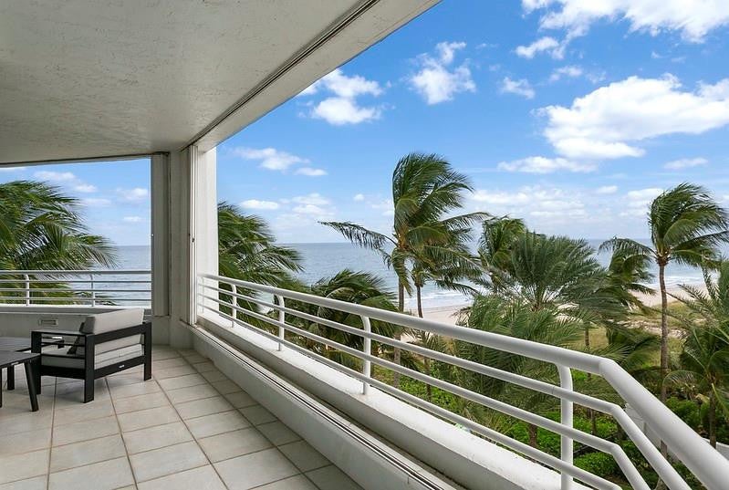 Lauderdale By The Sea, Florida, 33062, United States, 3 Bedrooms Bedrooms, ,4 BathroomsBathrooms,Residential,Active,1986920