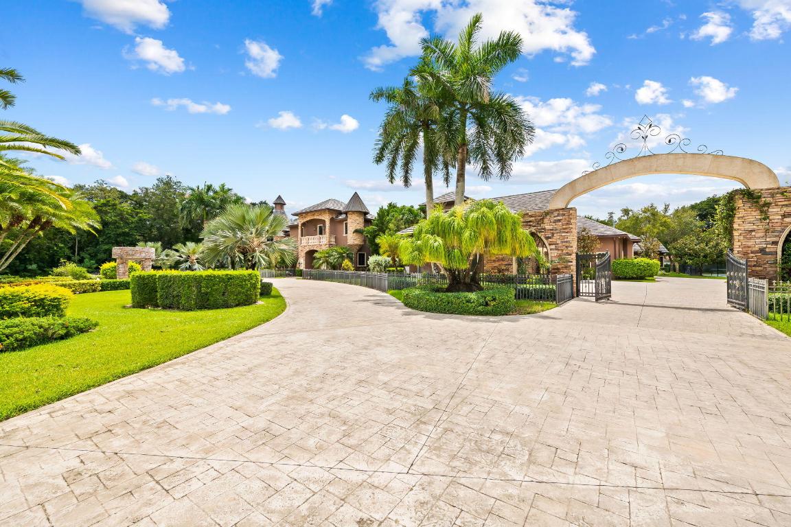 Parkland, Florida, 33067, United States, 7 Bedrooms Bedrooms, ,9 BathroomsBathrooms,Residential,Active,2010918