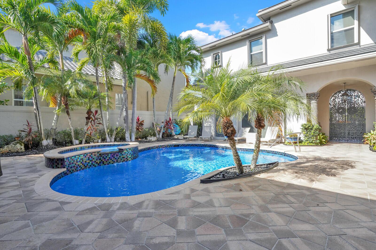 Delray Beach, Florida, 33446, United States, 5 Bedrooms Bedrooms, ,5 BathroomsBathrooms,Residential,Active,1996253