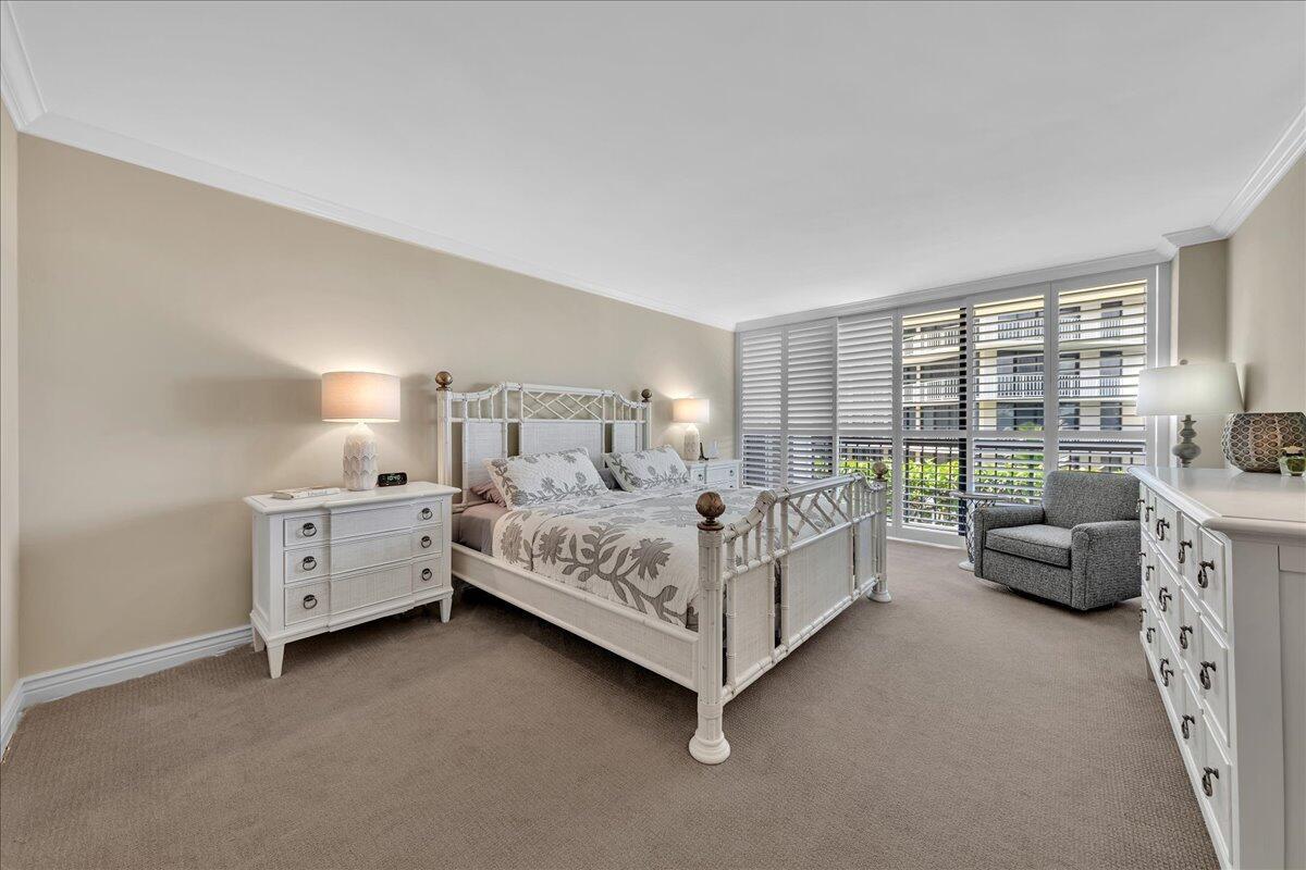 Palm Beach, Florida, 33480, United States, 3 Bedrooms Bedrooms, ,3 BathroomsBathrooms,Residential,Active,1954435