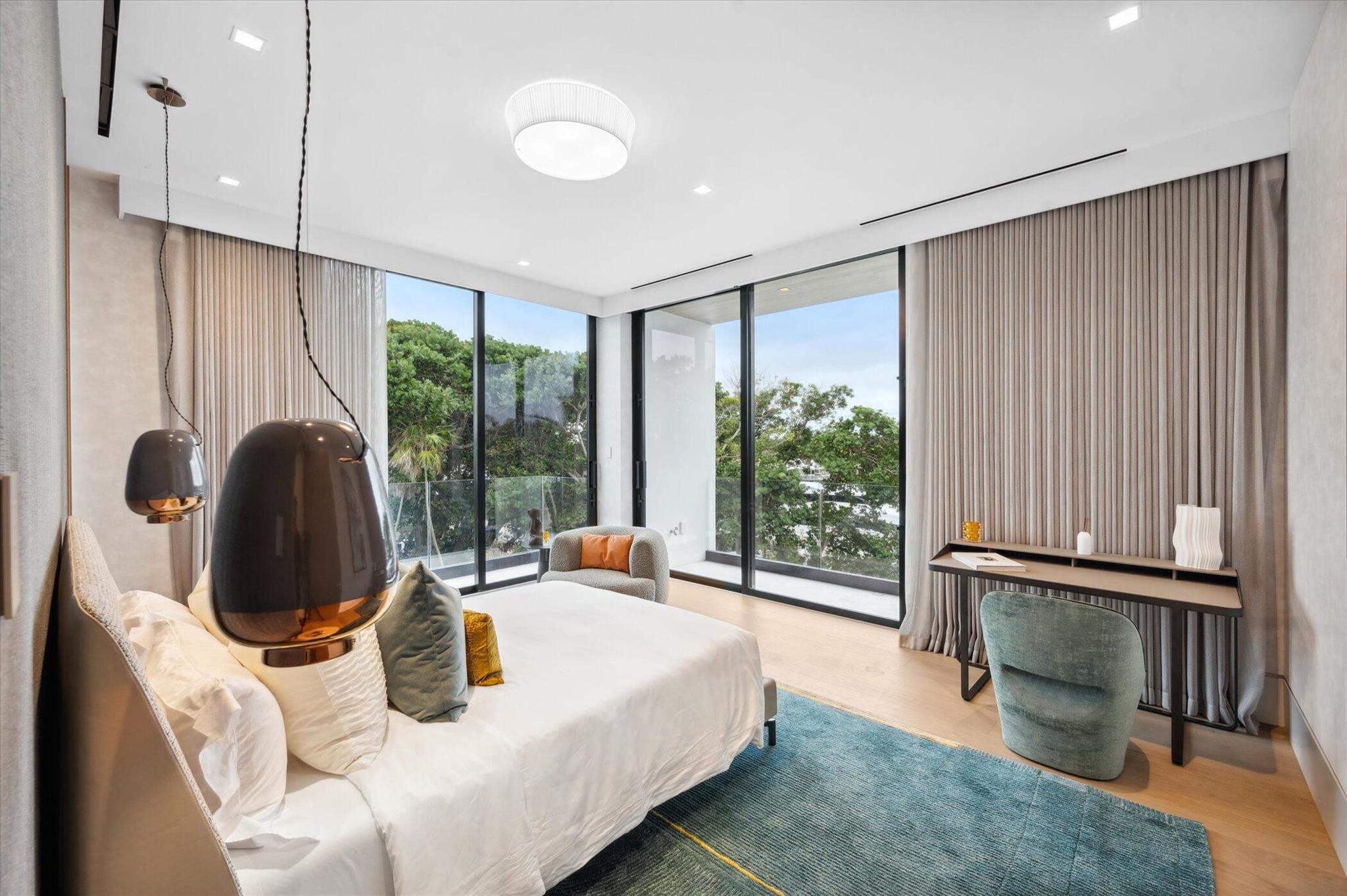 Hillsboro Beach, Florida, 33062, United States, 6 Bedrooms Bedrooms, ,8 BathroomsBathrooms,Residential,Active,2008711