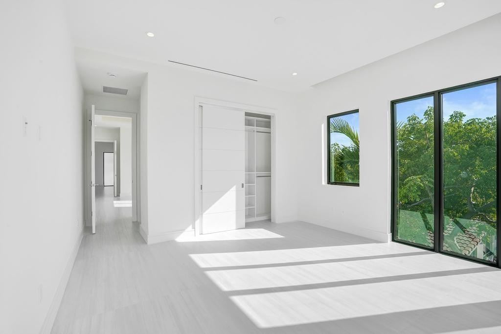 Fort Lauderdale, Florida, 33308, United States, 4 Bedrooms Bedrooms, ,4 BathroomsBathrooms,Residential,Active,2008292